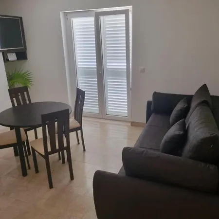 Dora Peljesac Croatia * Žuljana