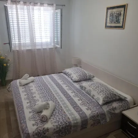 Dora Peljesac Croatia * Žuljana