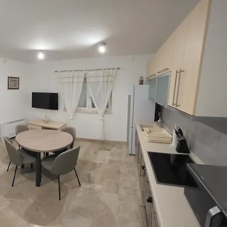 Dora Peljesac Croatia Apartment Žuljana